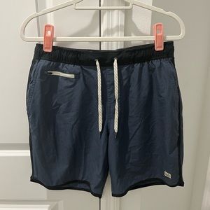 Vuori Blue Banks Short